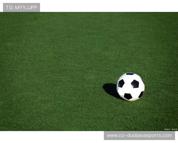 闪耀绿茵场的光芒足球明星们用自己的光辉照亮赛场与梦想